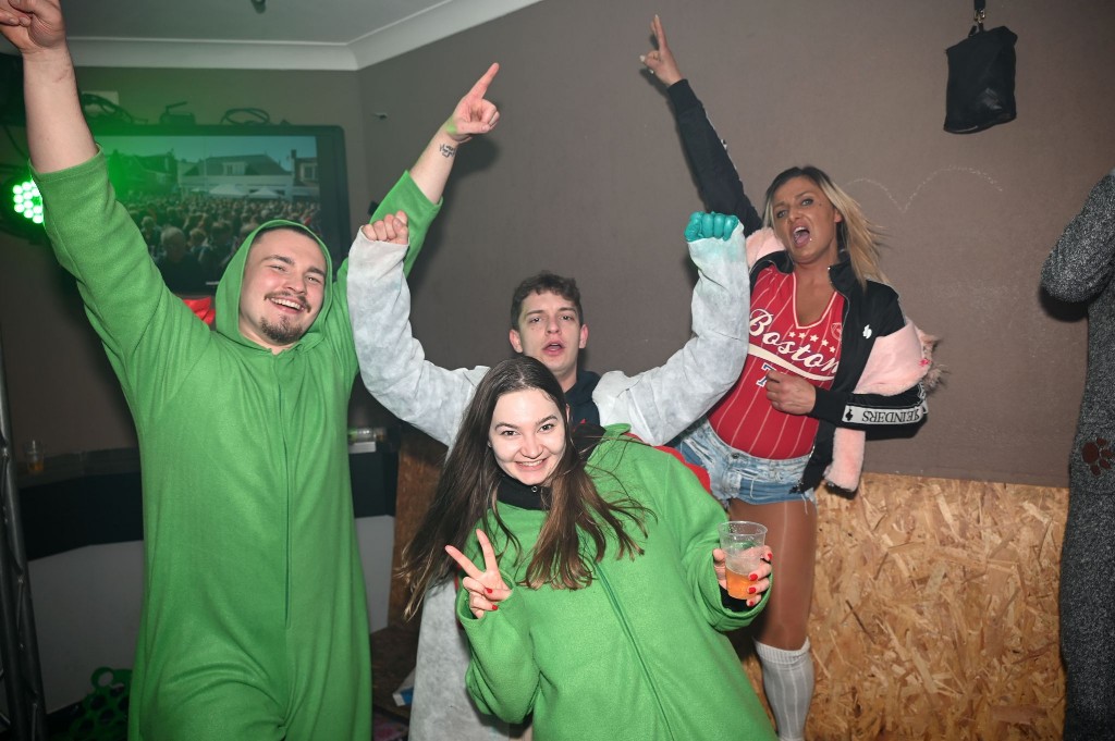 ../Images/Afterparty carnaval 2025 099.jpg